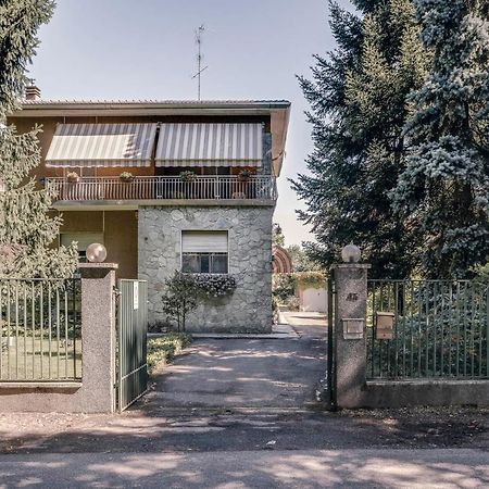 Sentirsi A Casa, Lontano Da Casa-Feel At Home Away From Home Caronno Pertusella Buitenkant foto