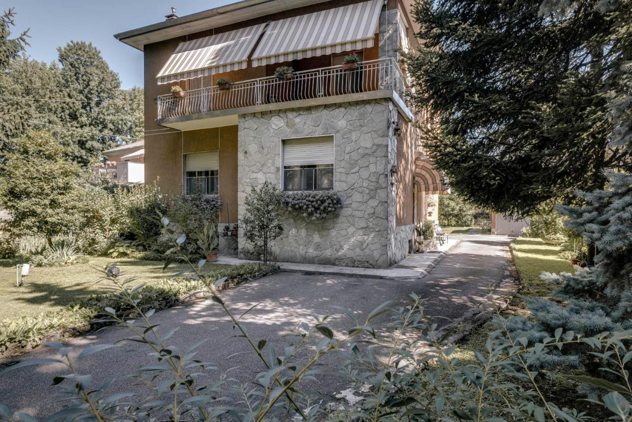 Sentirsi A Casa, Lontano Da Casa-Feel At Home Away From Home Caronno Pertusella Buitenkant foto
