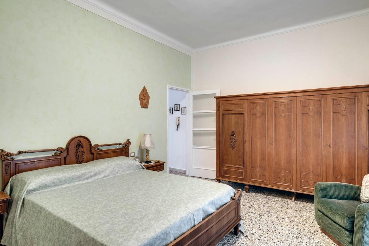 Sentirsi A Casa, Lontano Da Casa-Feel At Home Away From Home Caronno Pertusella Buitenkant foto