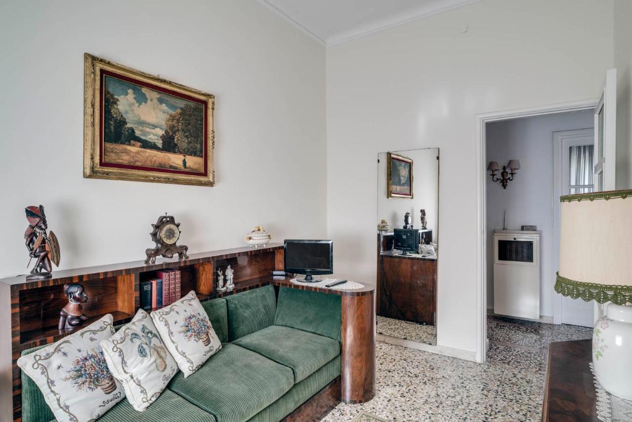Sentirsi A Casa, Lontano Da Casa-Feel At Home Away From Home Caronno Pertusella Buitenkant foto