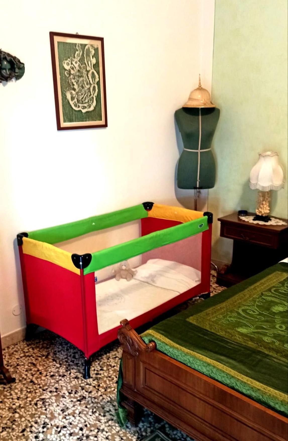 Sentirsi A Casa, Lontano Da Casa-Feel At Home Away From Home Caronno Pertusella Buitenkant foto